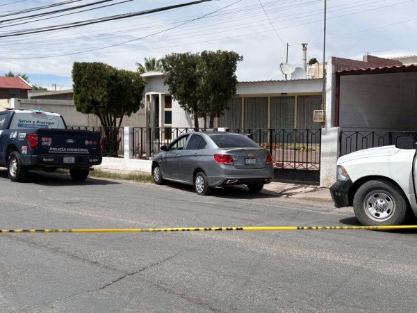 Localizan auto robado tras persecución