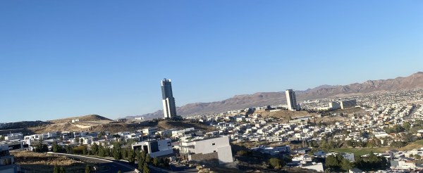 Tarde de calor y cielo despejado: Máxima 29°C y mínima 14°C ; rayos UV alto