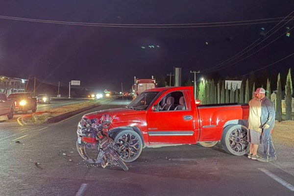Queda lesionado tras choque en entronque de Rubio