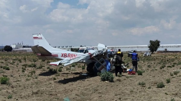 Reportan desplome de avioneta en Puebla