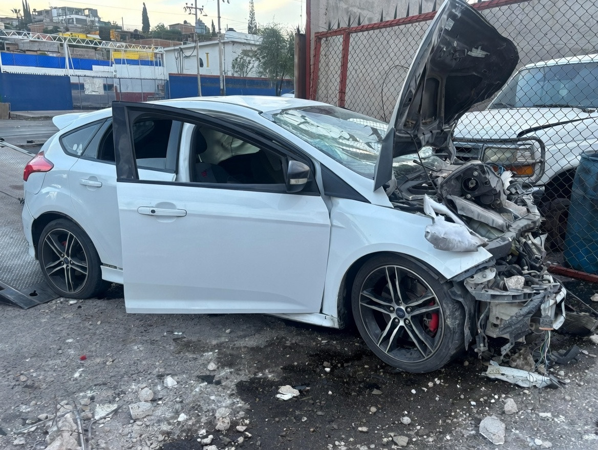 Fuerte choque en la Pacheco