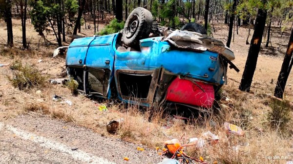 Vuelca en carretera a Guachochi