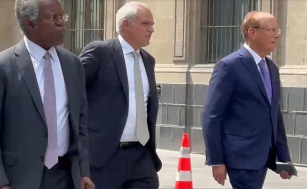 Sheinbaum se reúne con BlackRock y GIP