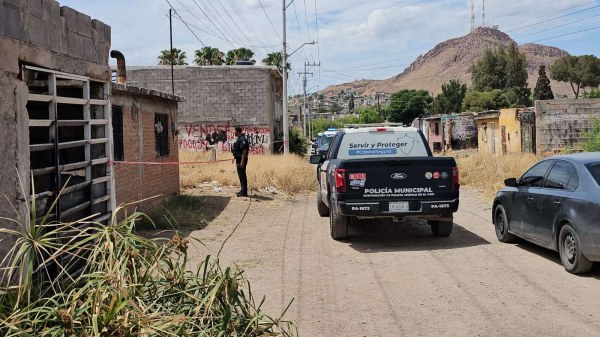 Hallan muerto en zanja