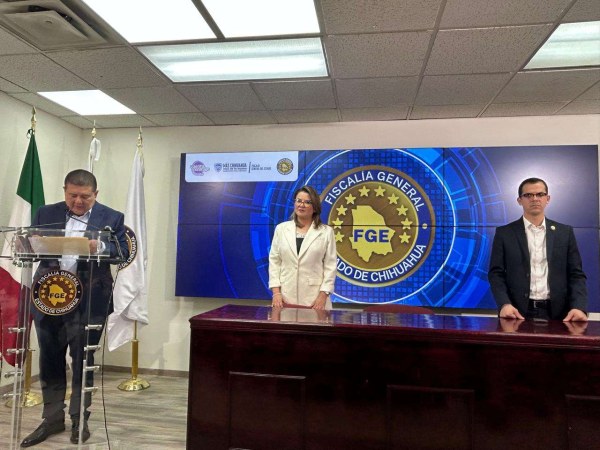 Regresa Bujanda a Fiscalía