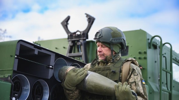 Putin decreta alto el fuego de 32 horas en Ucrania