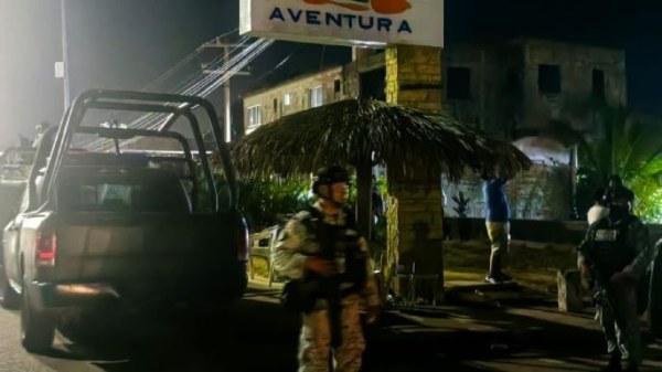 Ejecutan a cuatro en restaurante de Acapulco