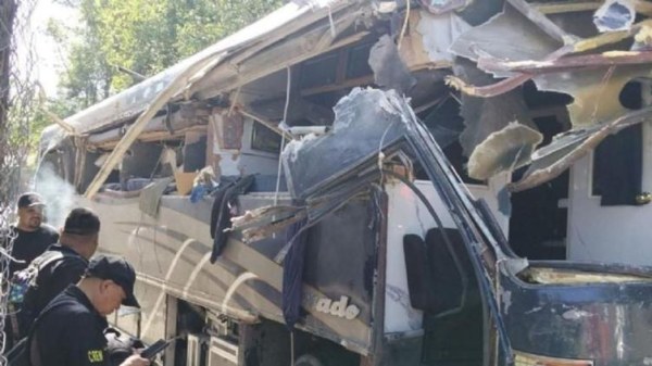 Se accidenta camión de Conjunto Primavera