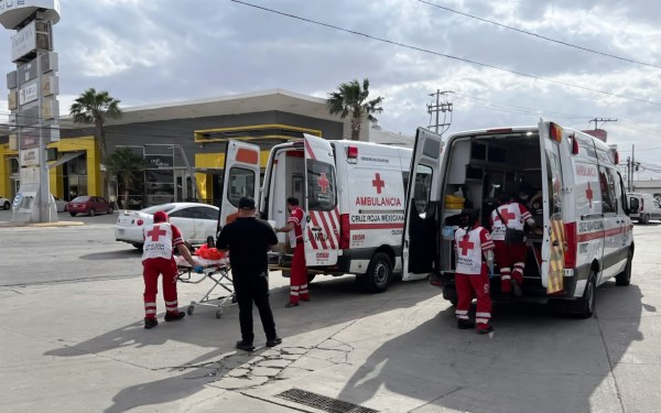 Choque entre patrulla y escoltas deja 4 heridos en avenida De la Raza