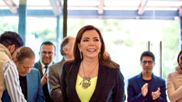 Renuncia prima de Peña Nieto al PRI y se suma a Somos MX