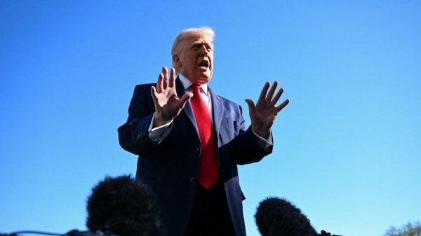 Trump asegura que China frenó envío de armas a Irán