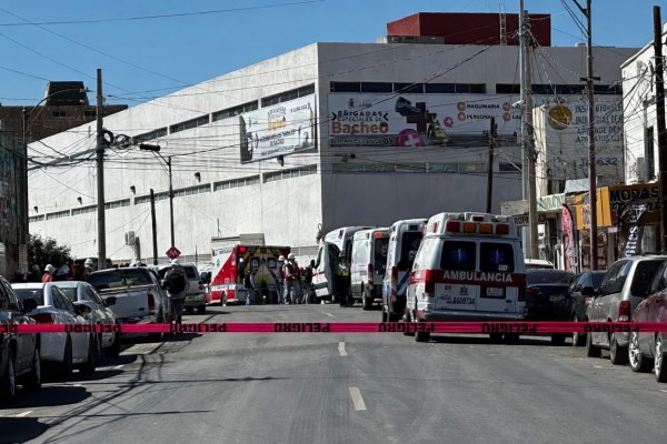 Evacúan Torre Centinela por fuga de gas