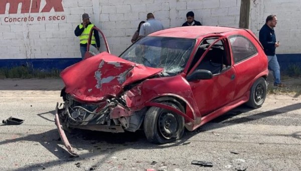 Fuerte choque en la avenida Venceremos