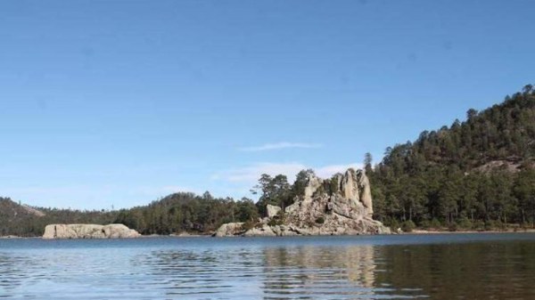 Rescatan cuerpo de pescador desaparecido en Balleza