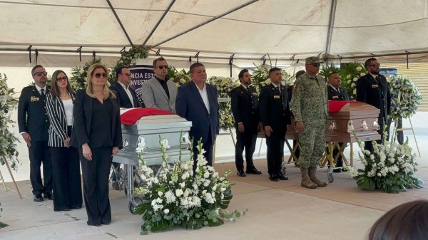 Despiden a director y agente de AEI