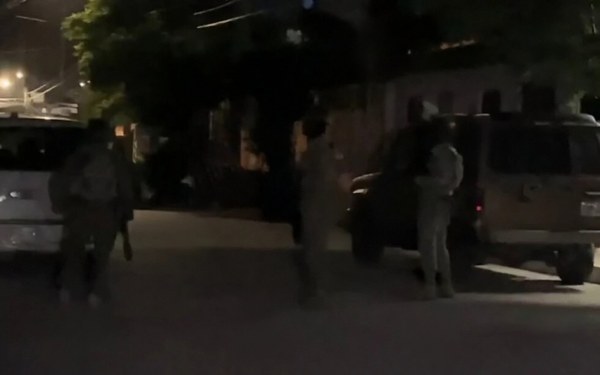 Los detienen en Mercedes Benz con droga