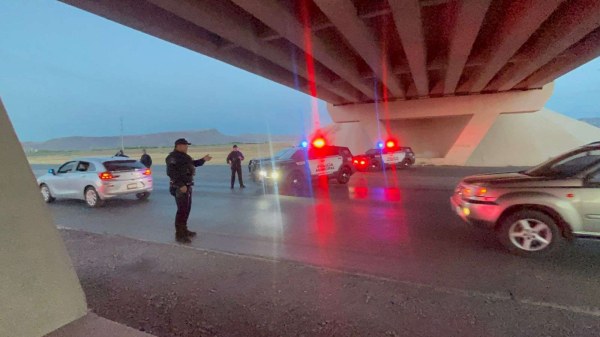 Instalan retén en carretera a Aldama