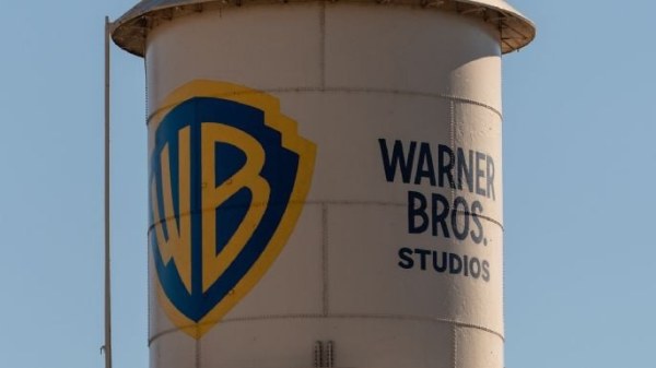 Accionistas de Warner Bros avalan compra de Paramount por 81 mil mdd