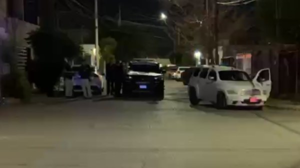 Captan balazos de ejecución de mujer en Quintas Quijote