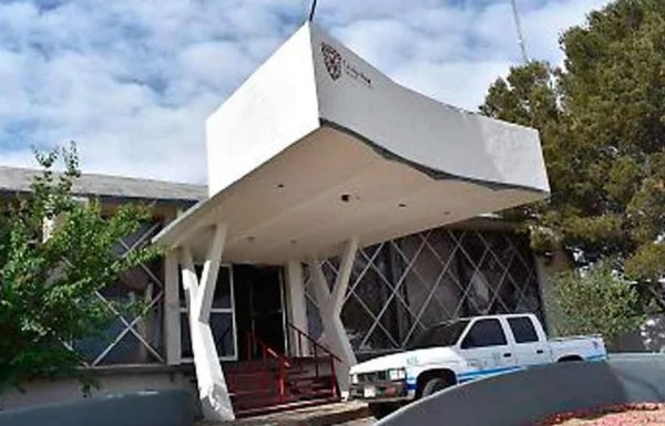 Vinculan a proceso a exauxiliar de salud por robo de vales