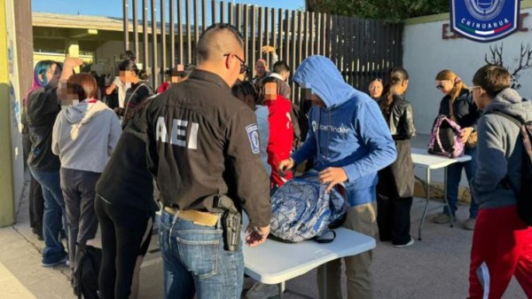 Despliegan operativo en secundaria por amenaza de tiroteo