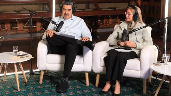 Autoriza EU uso de fondos de Venezuela para pagar defensa de Maduro