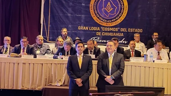 Renuevan dirigencia en logia cosmos