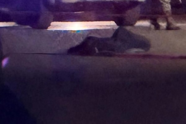 Hallan encobijado en Parajes de San José