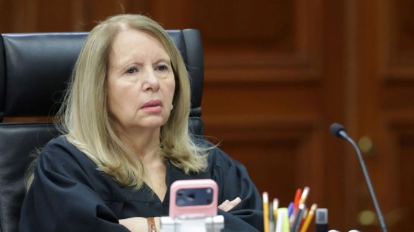 Solicita licencia la ministra Loretta Ortiz por motivos de salud