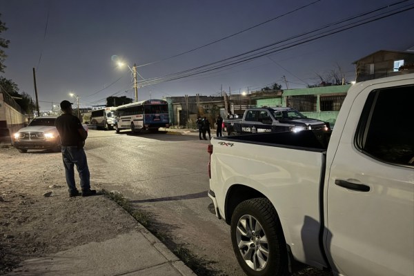 Sicarios se meten a casa y levantan a uno
