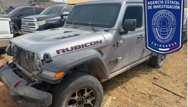Aseguran Jeep Rubicon en vía corta a Parral