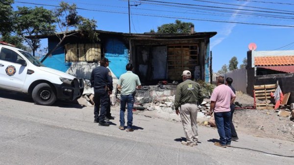 Demolerán casa en Cerro de la Cruz