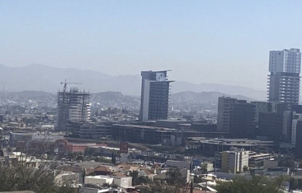 Día nublado y calor de 30°C