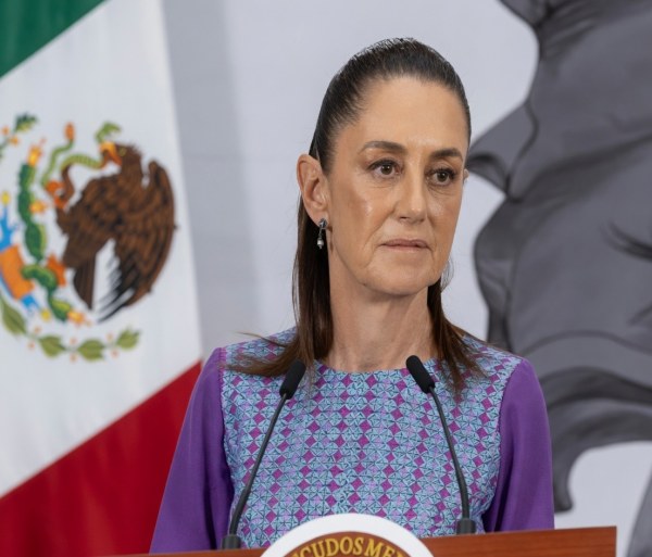 Sheinbaum defiende a Rocha Moya ante acusaciones de EU