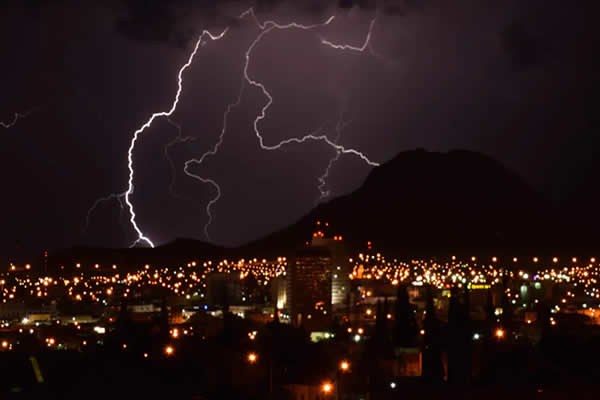 El Monzón regresa con lluvias y vientos