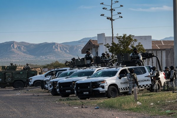 Armados lo despojan de su BMW en la Parral-Jiménez