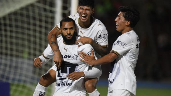 Golean Pumas 5-1 a Bravos