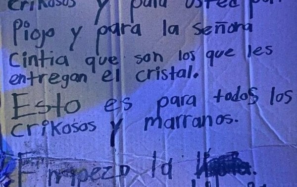 Dejan encobijado con narcomensaje