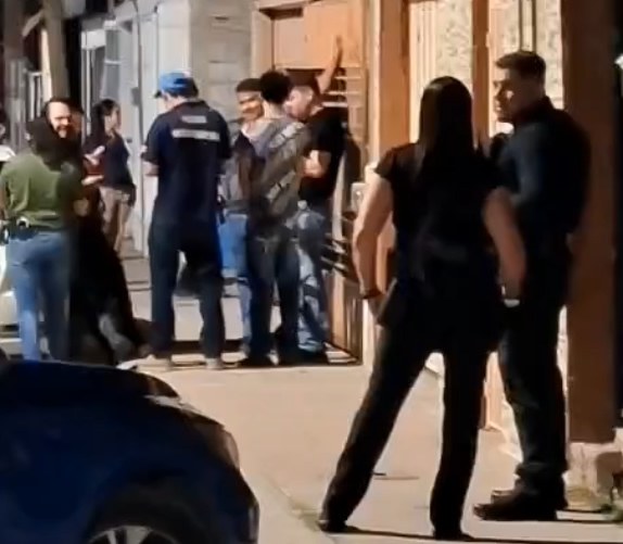 Realizan cateo en casa