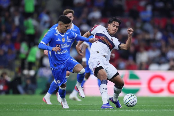 Sorprende Atlante y derrota 3-2 a Cruz Azul