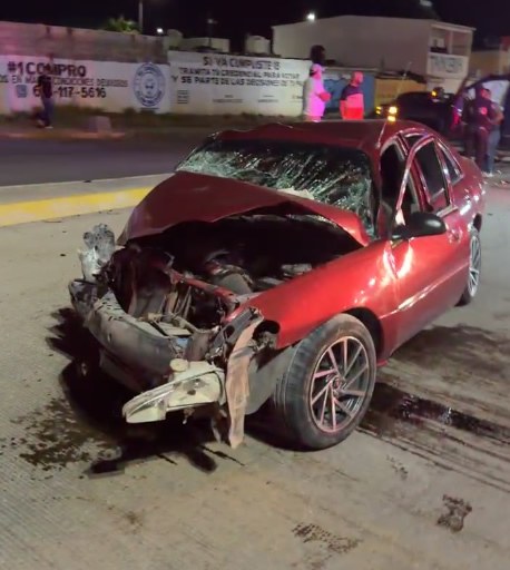 Fuerte choque en Prieto Luján
