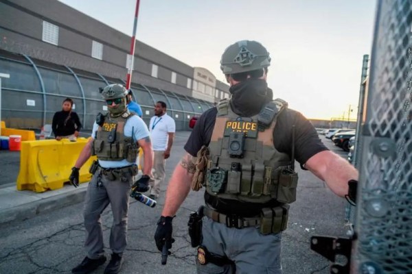 Denuncian muerte de salvadoreño bajo custodia de ICE