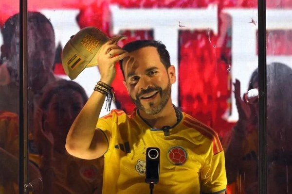 Presidente electo de Colombia pide rezar por México “para que cese la horrible noche”