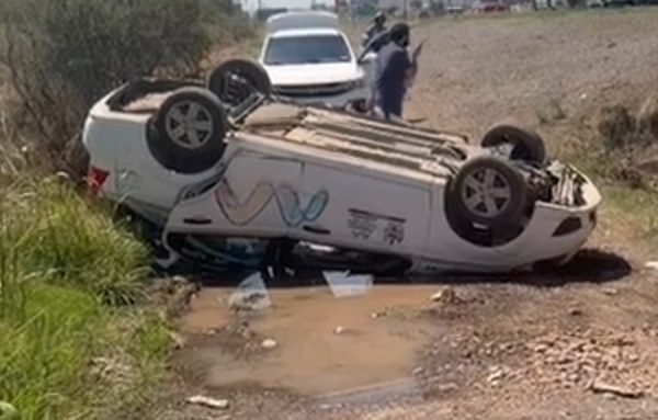 Vuelca en carretera a Juárez