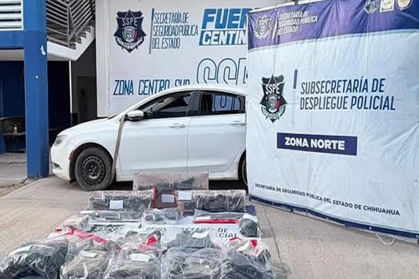 Aseguran armas y vehículos tras ataque a policías