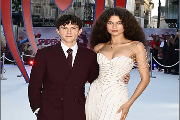 Zendaya y Tom Holland habrían celebrado una boda privada