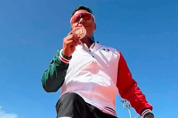Roberto Sierra conquista el bronce para México
