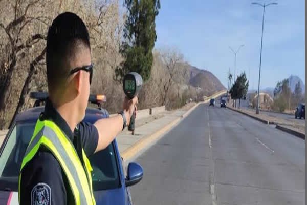 Sancionarán licencias de conducir por exceso de velocidad aquí