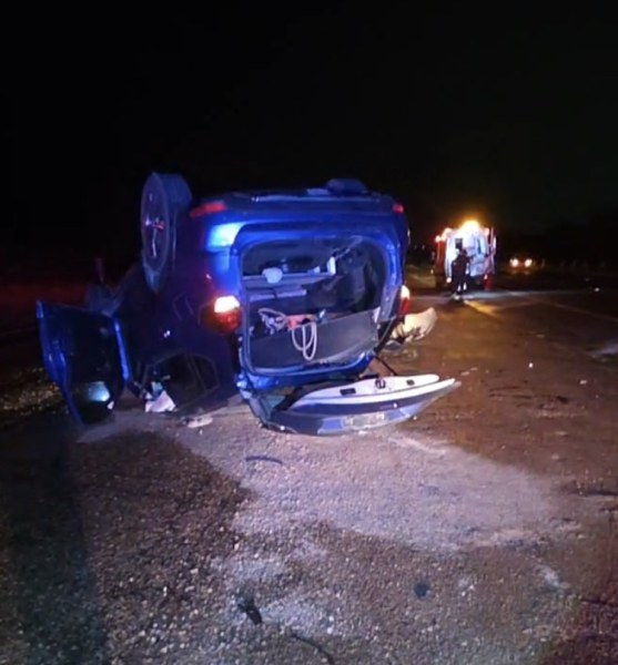 Volcadura en la carretera a Saucillo