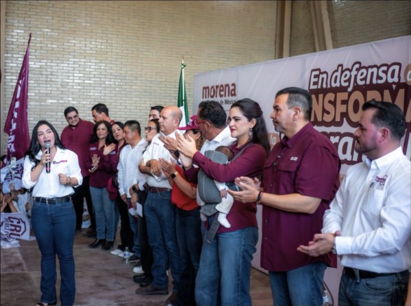 Asisten Andrea Chávez y Cruz Pérez Cuéllar a asamblea de Morena